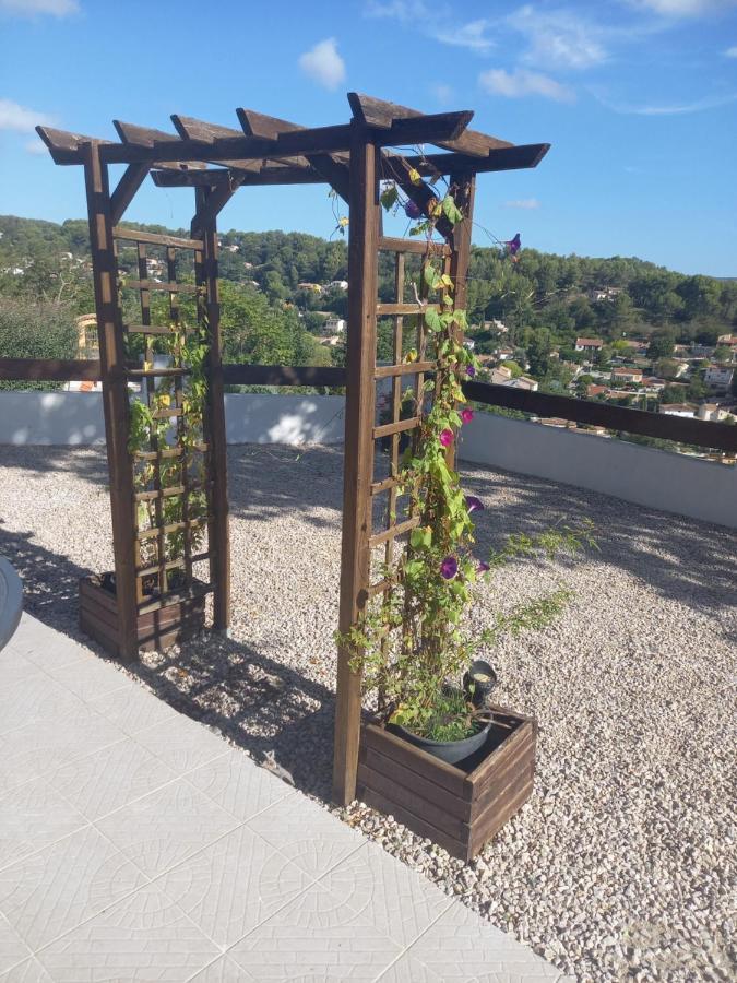 Apartment Vue Magnifique, Jardin Et Petit Cocon En Provence Peypin